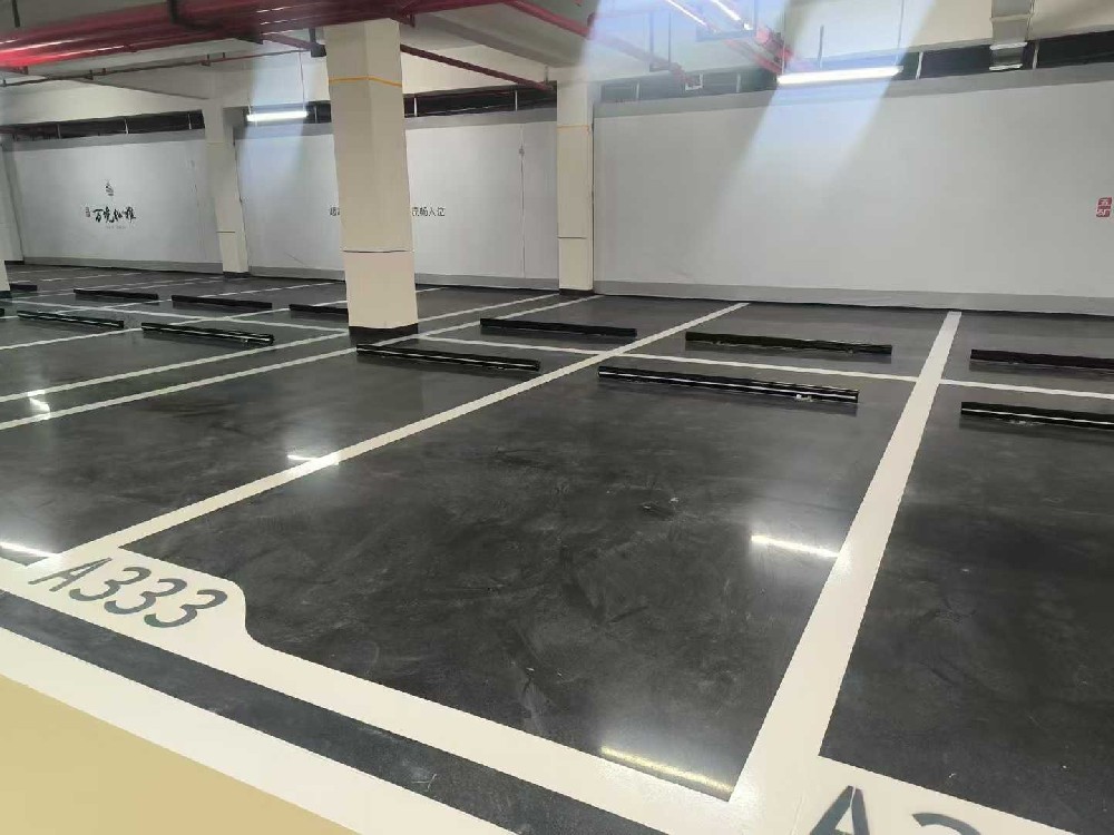 阳山碧桂园江山1号地下车库水底油面工程